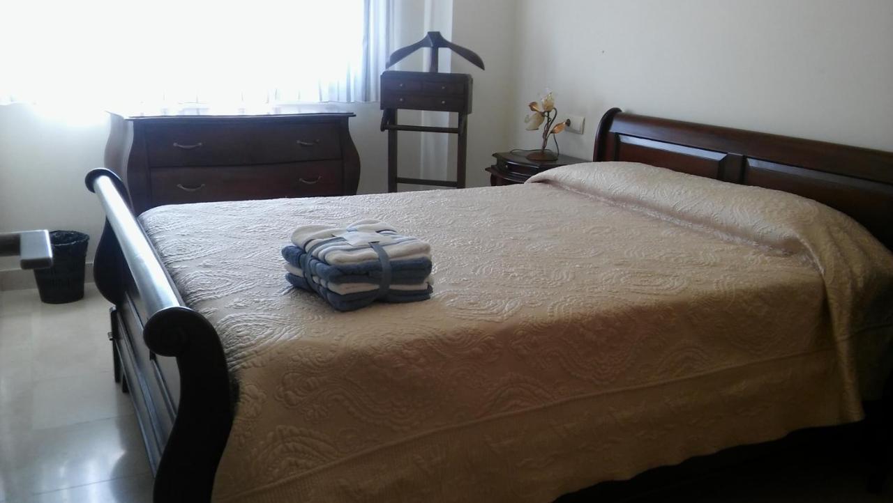 Paseo Maritimo Antonio Banderas Apartment มาลากา ภายนอก รูปภาพ