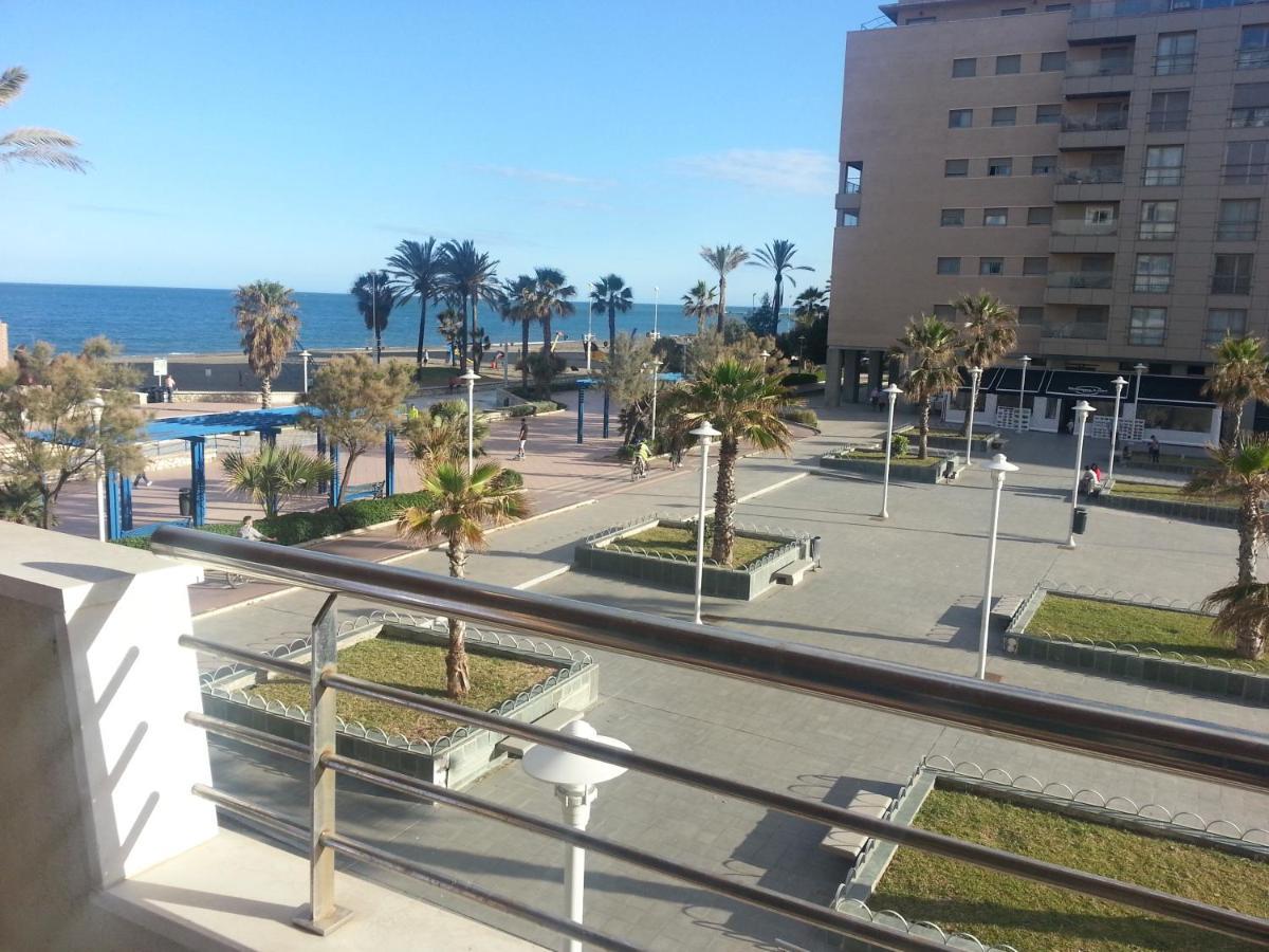Paseo Maritimo Antonio Banderas Apartment มาลากา ภายนอก รูปภาพ