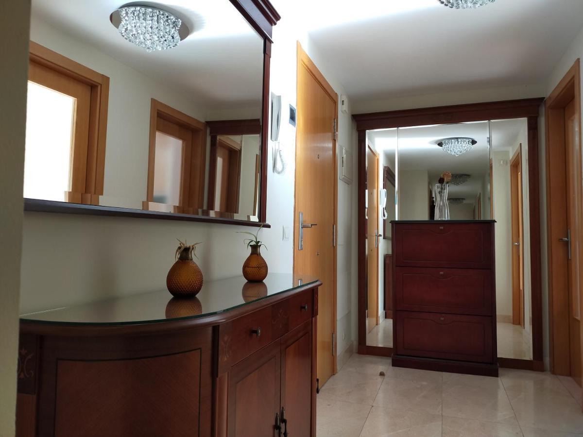 Paseo Maritimo Antonio Banderas Apartment มาลากา ภายนอก รูปภาพ